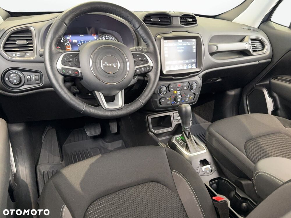 Jeep Renegade - 13