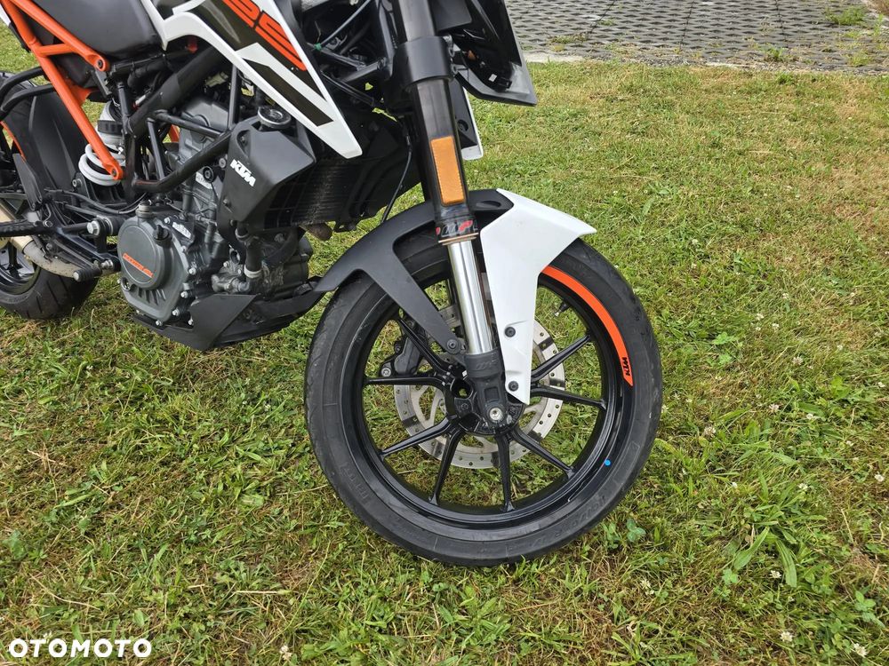 KTM Duke 125 - 4