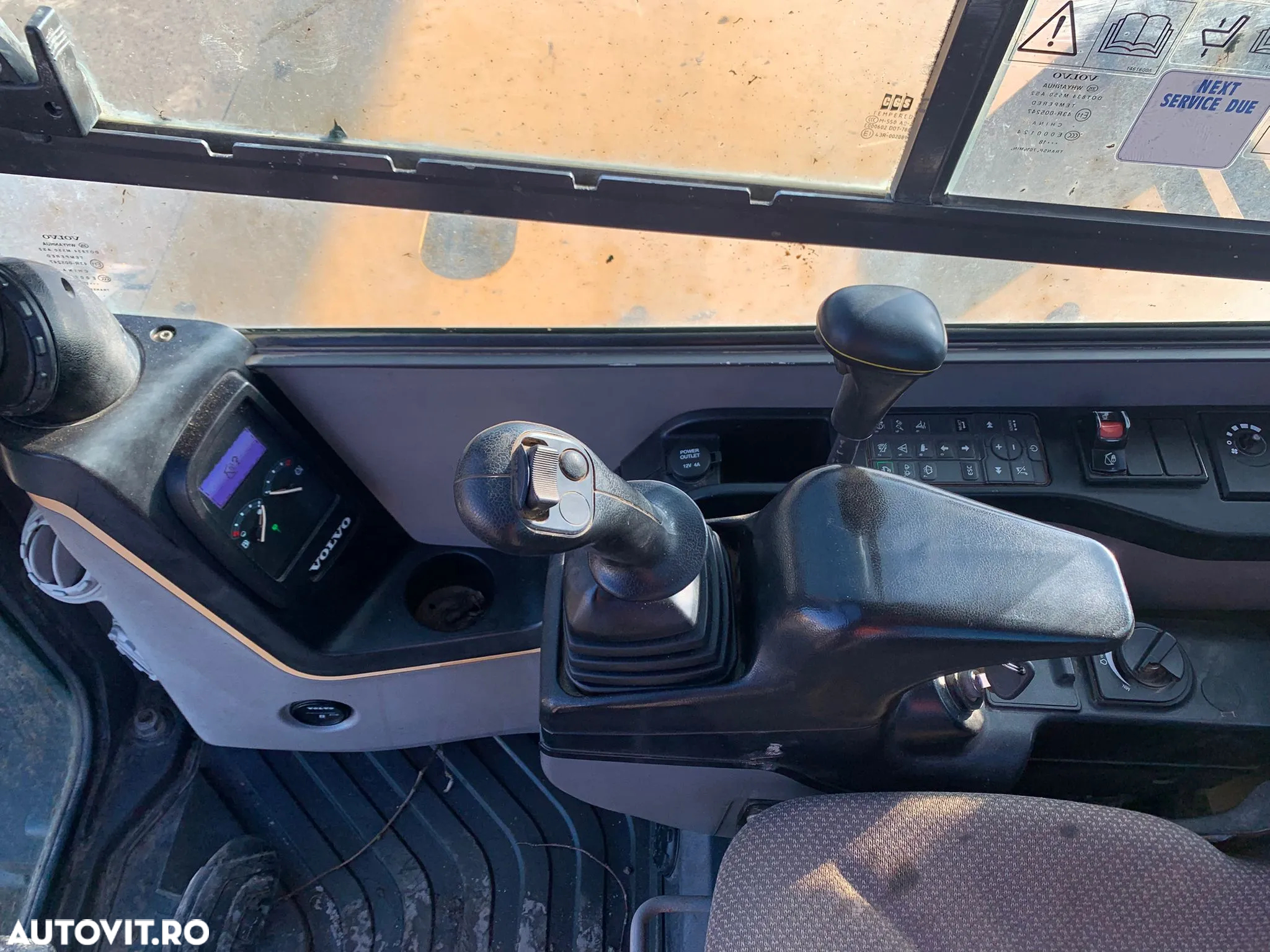 Volvo ECR88 - 3