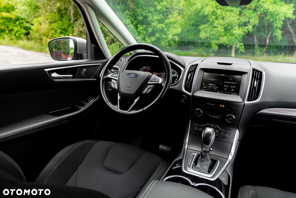 Ford S-Max 2.0 TDCi 4WD Trend PowerShift - 24