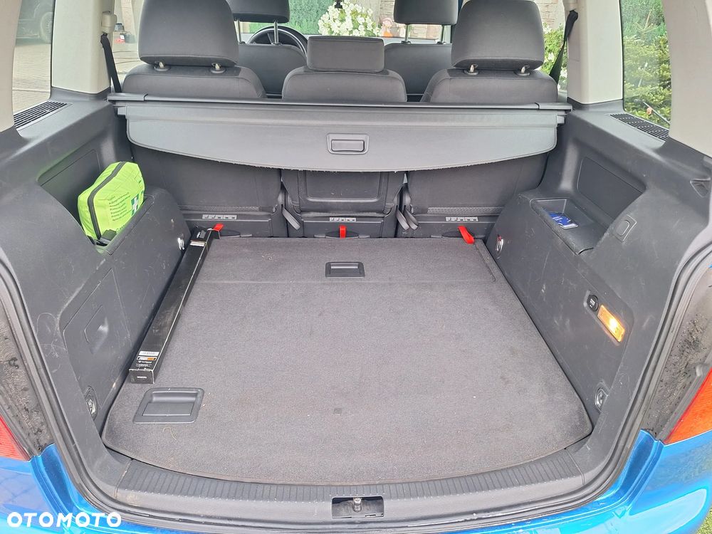Volkswagen Touran 2.0 TDI DPF Goal - 4