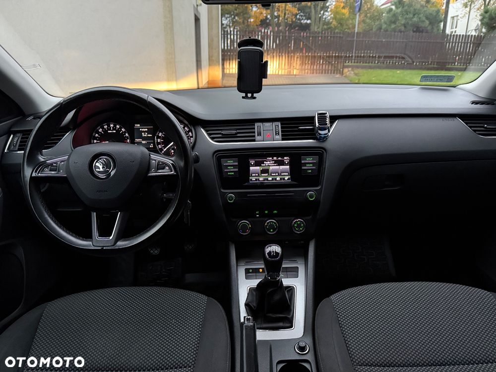 Skoda Octavia 1.6 TDI Active - 8