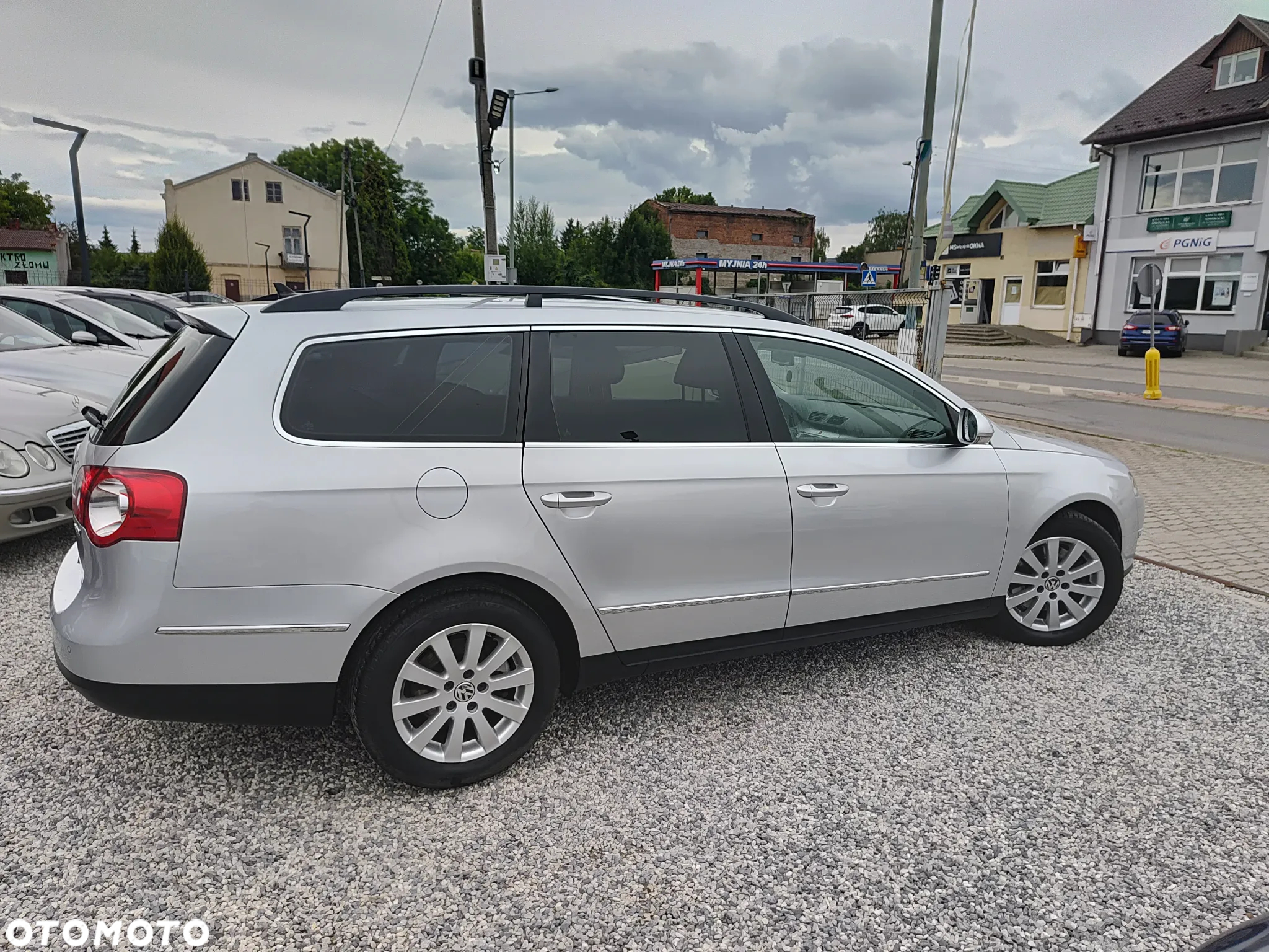 Volkswagen Passat 2.0 TDI Comfortline - 6