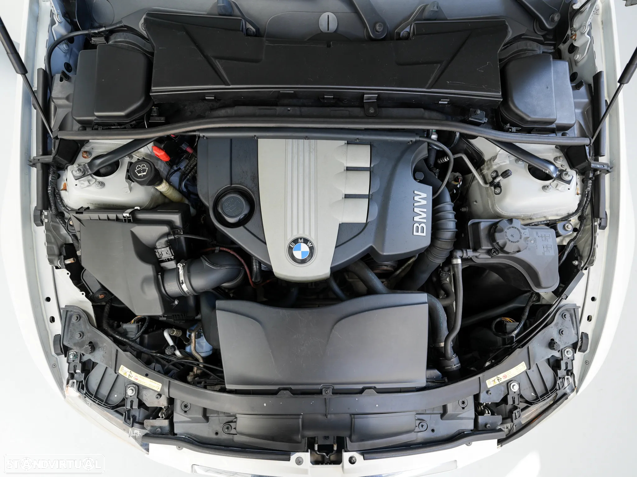 BMW 320 d Coupe - 15