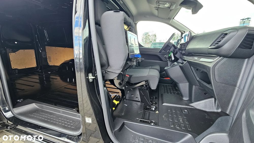 Opel Vivaro - 12