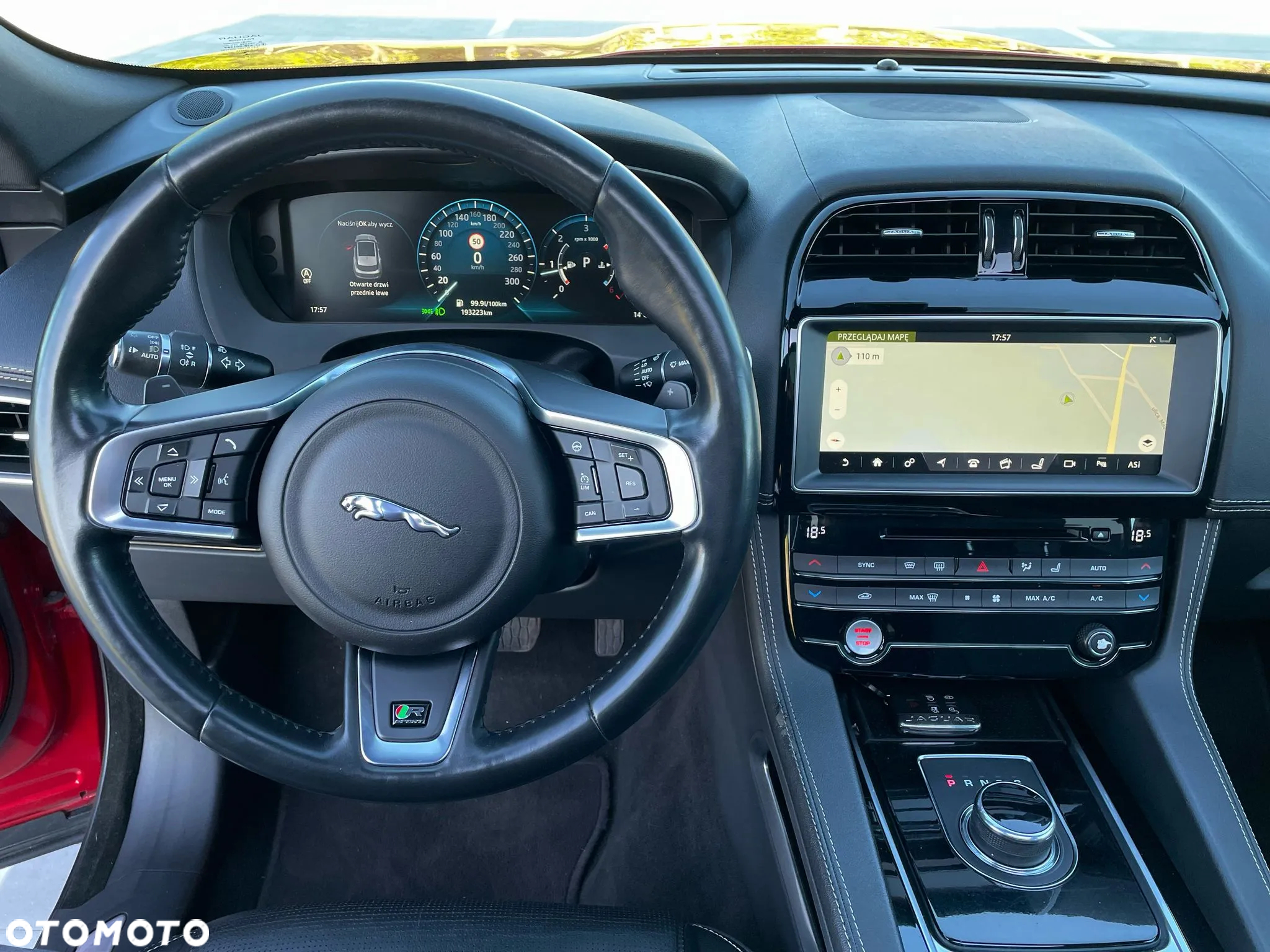 Jaguar F-Pace 2.0 i4D AWD R-Sport - 9