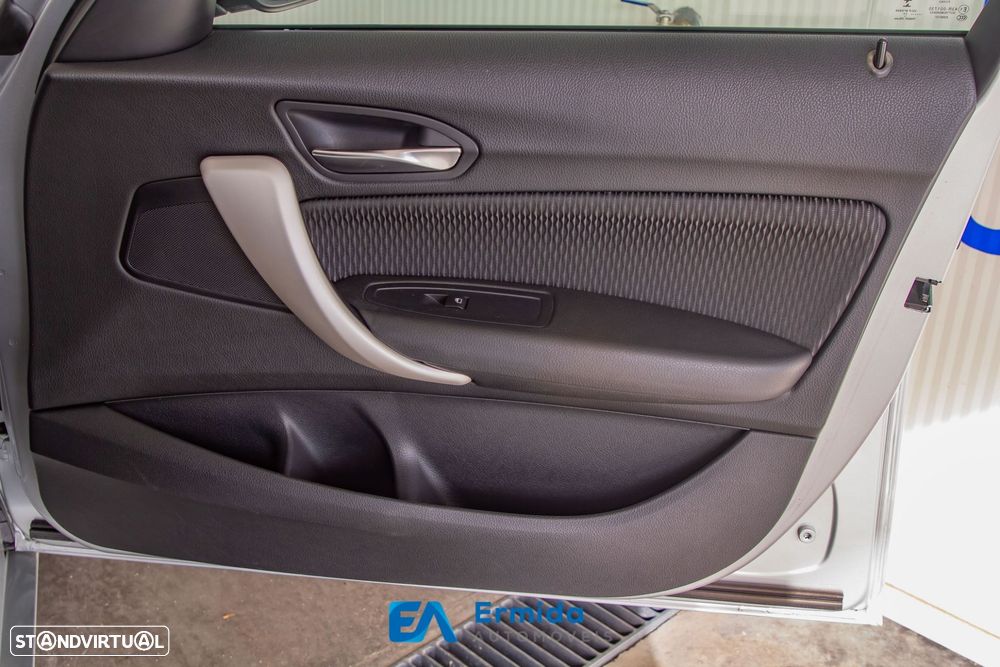 BMW 116 d Auto - 36