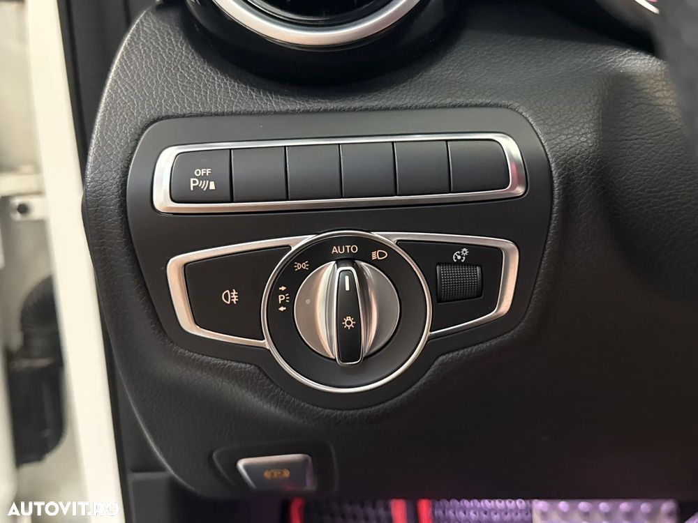 Mercedes-Benz C 300 d 4MATIC T-Modell Aut - 16