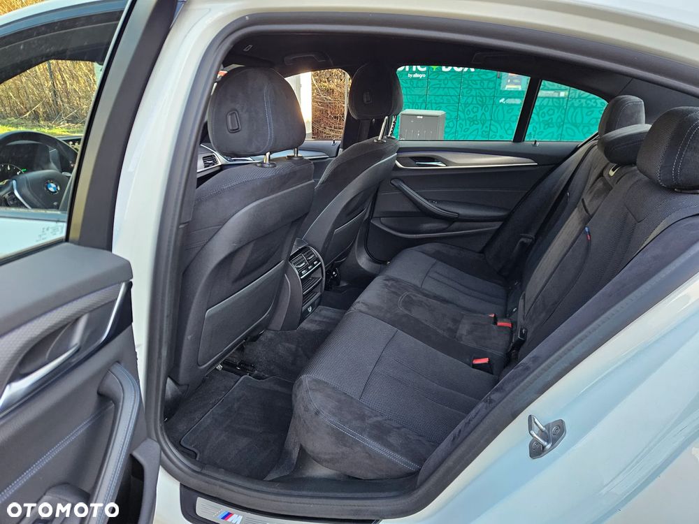 BMW Seria 5 520d xDrive M Sport sport - 13