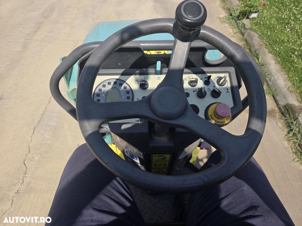 Ammann ARX26, 2,6tone, 2019, 554h, latime tambur 1,2m, motor Yanmar 32CP, lungime 2,35m, CE, sistem stropire, posibilitate leasing 3 ani, STARE FOARTE BUNA, PROMOTIE 19.900 EUR+Tva - 9