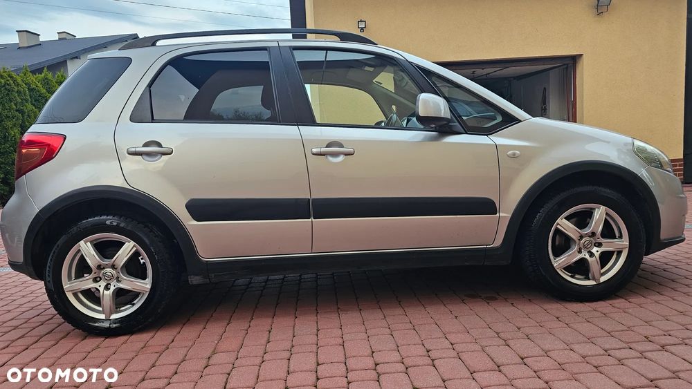 Suzuki SX4 1.6 VVT 4x2 Comfort - 26
