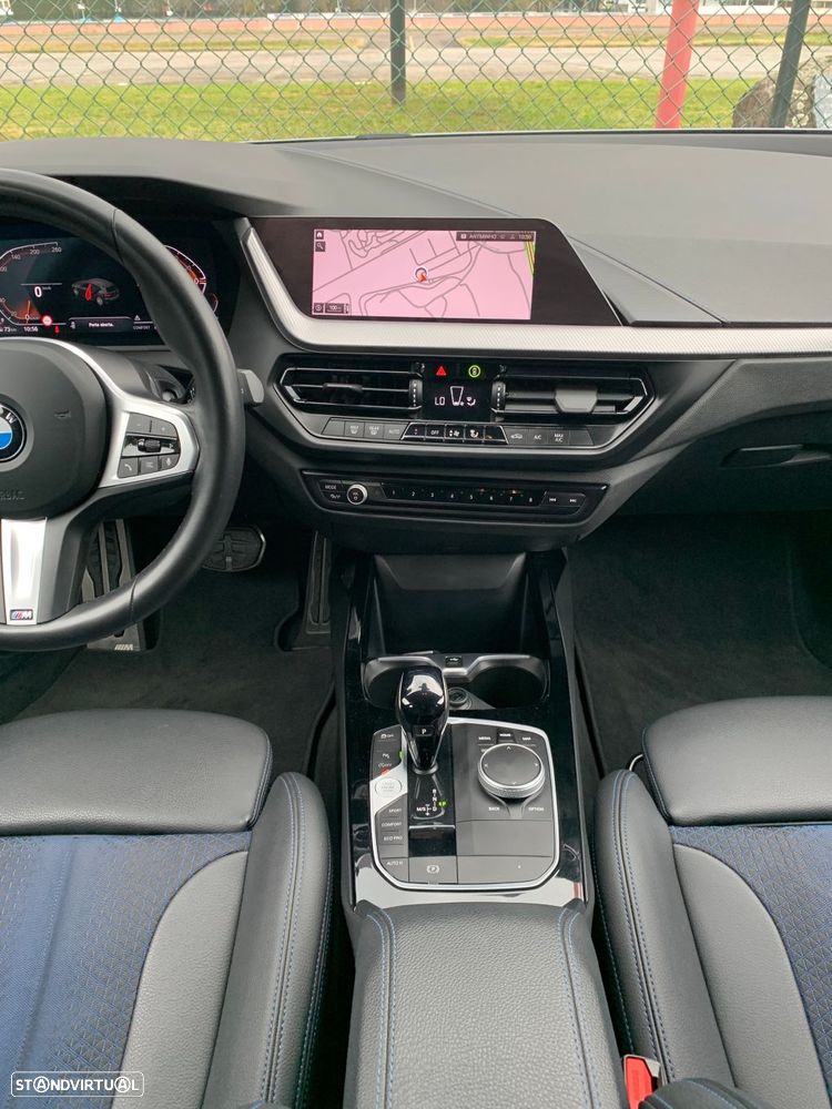 BMW 116 d Pack Desportivo M Auto - 24