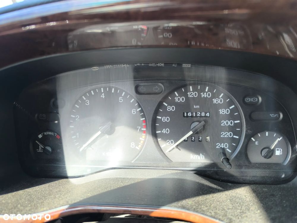 Ford Mondeo 2.0 Ghia - 7