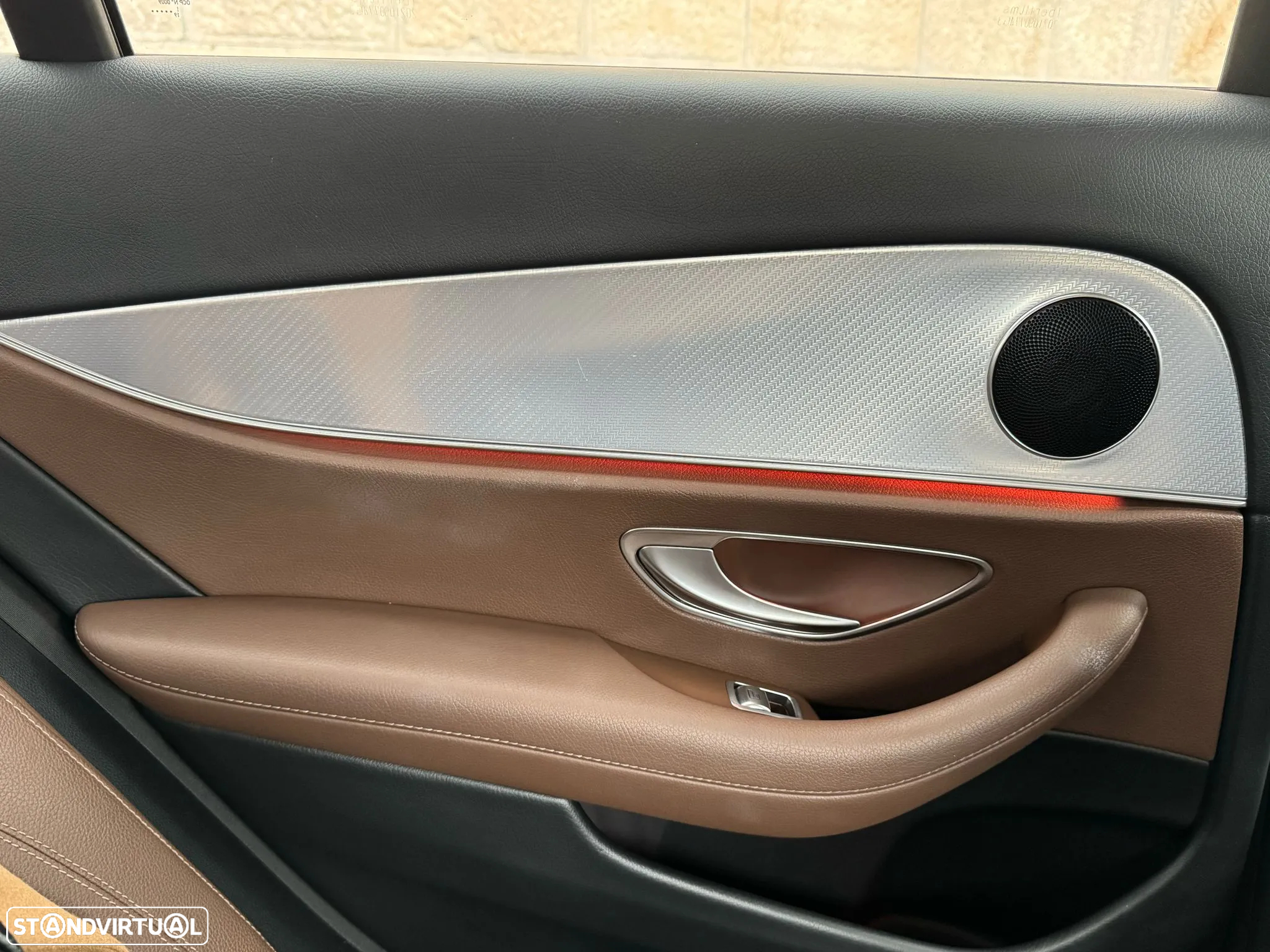 Mercedes-Benz E 200 d Avantgarde - 23