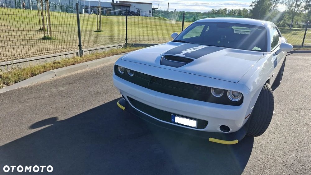 Dodge Challenger 5.7 R/T - 4