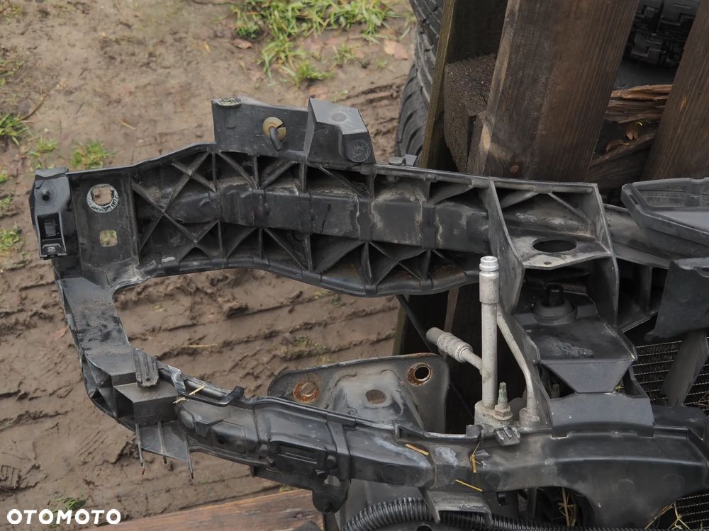 Pas przedni kompletny Ford C-Max Mk.1 Lift 1.8 Benzyna 125KM - 2