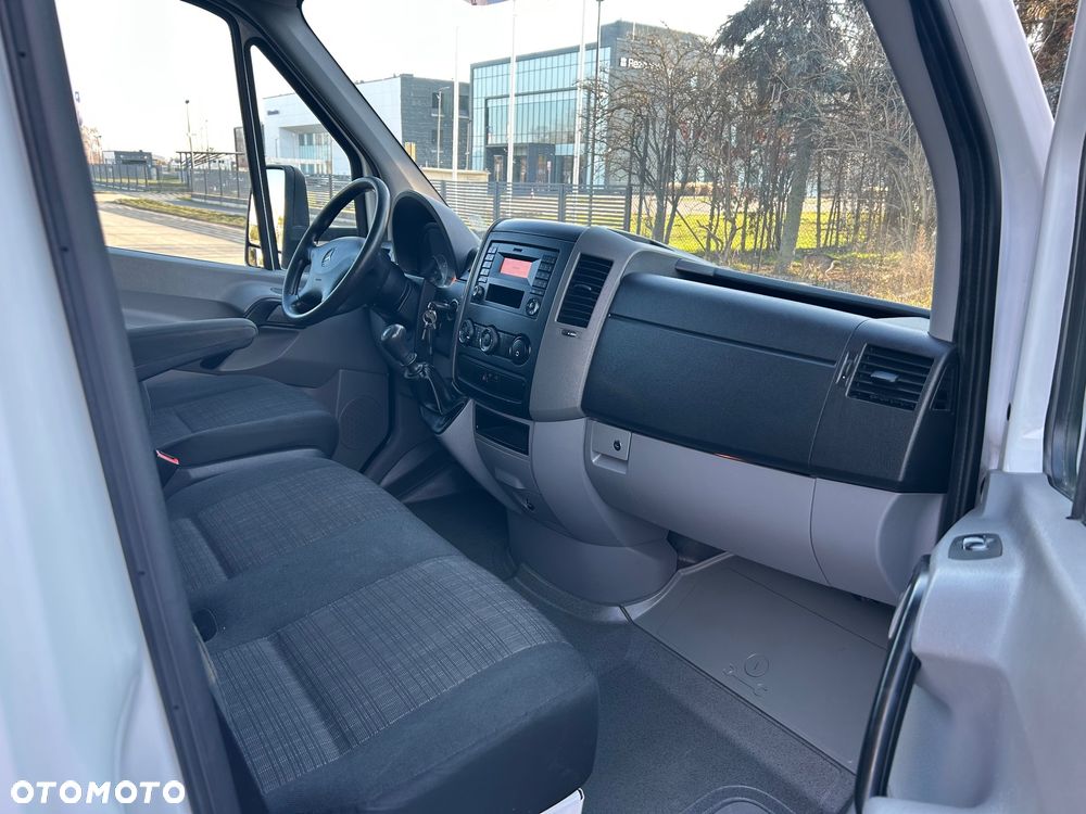 Mercedes-Benz Sprinter 316 CDI Kontener 2017r - 7