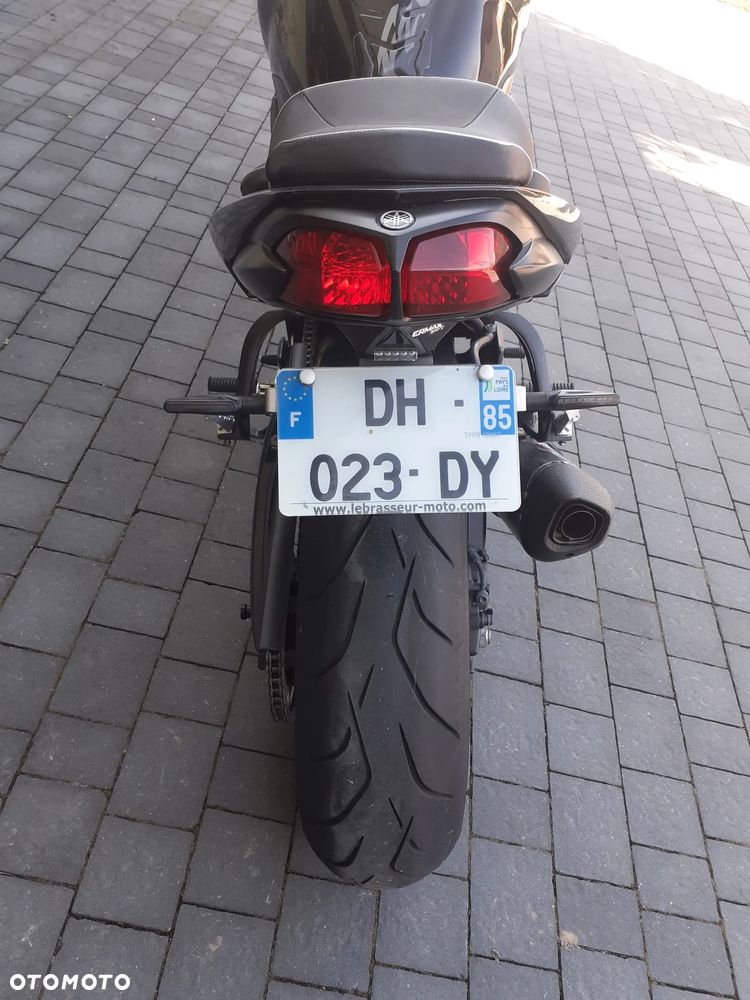 Yamaha FZ - 23
