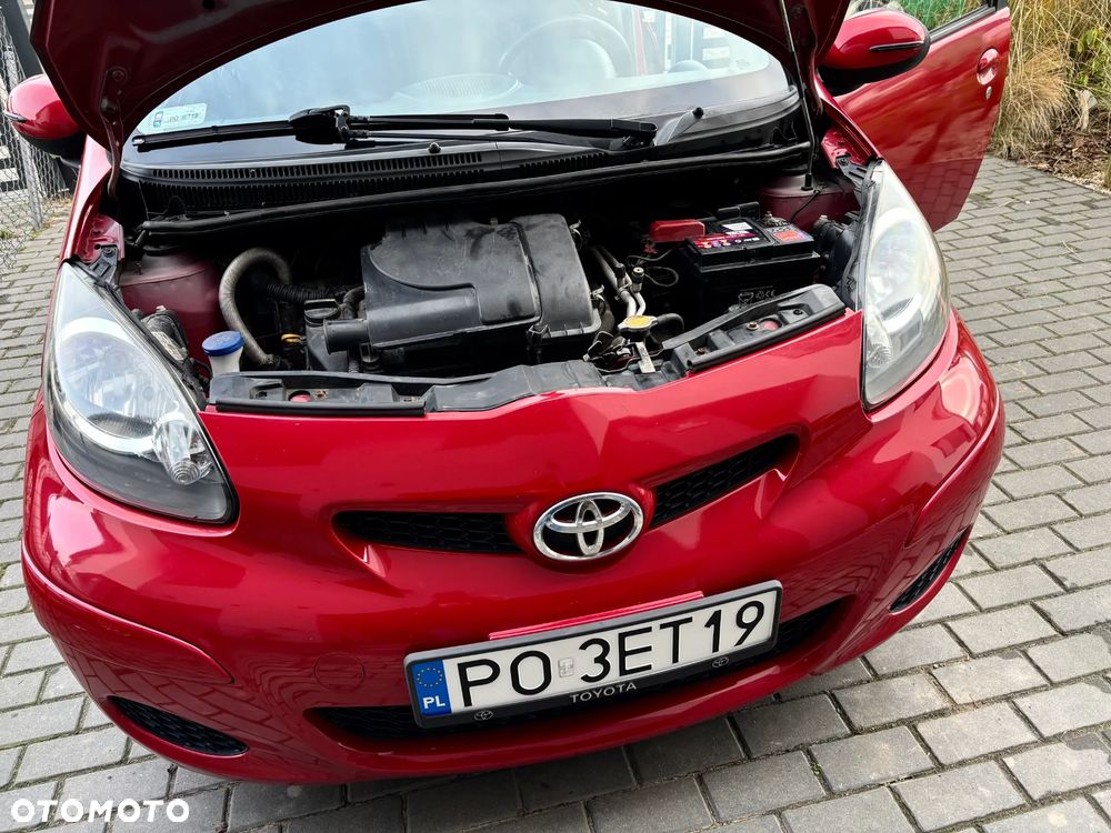 Toyota Aygo 1.0 VVT-i Chilli MM - 12