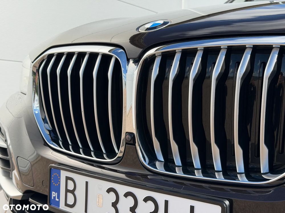 BMW X5 xDrive40i mHEV - 13