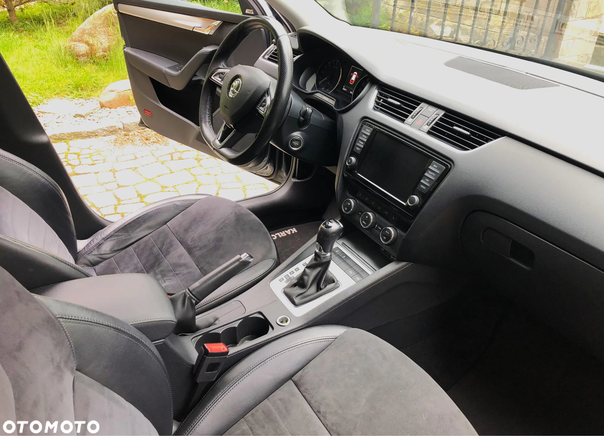 Skoda Octavia Combi 2.0 TDI DSG Style - 34