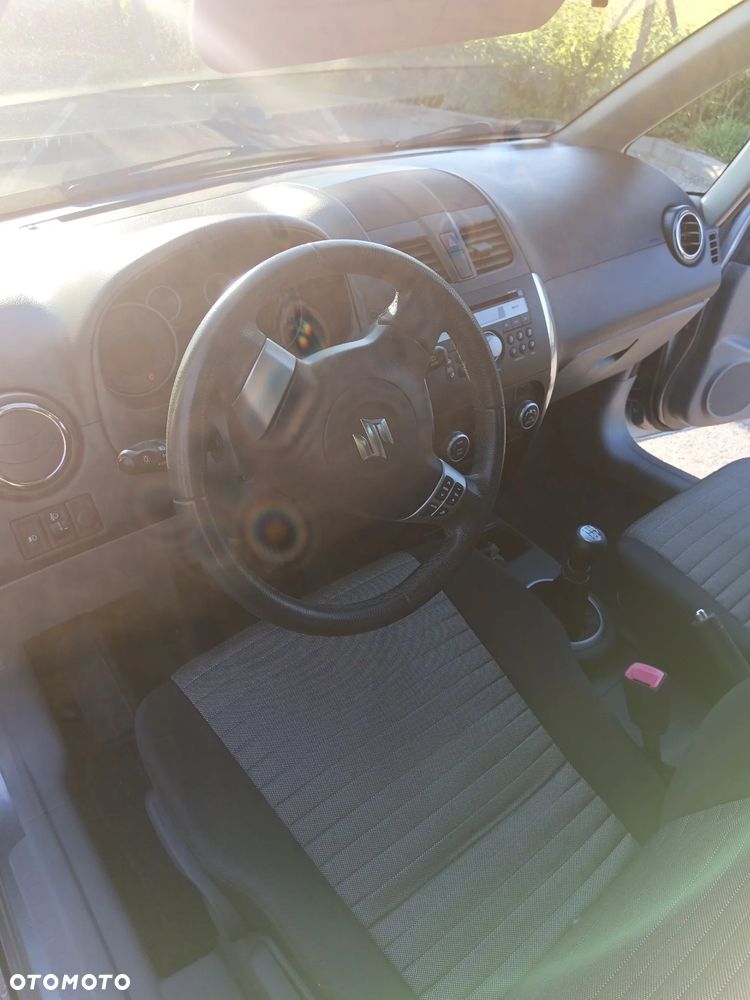 Suzuki SX4 1.6 Comfort 4WD - 10