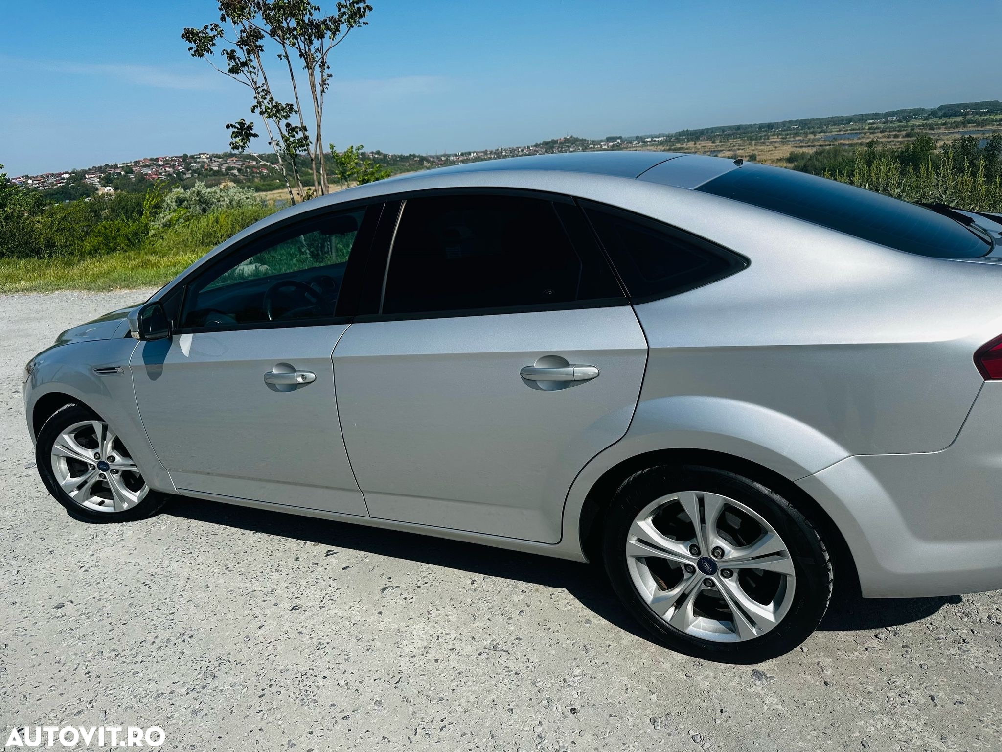 Ford Mondeo 1.6 SCTi EcoBoost Trend - 19
