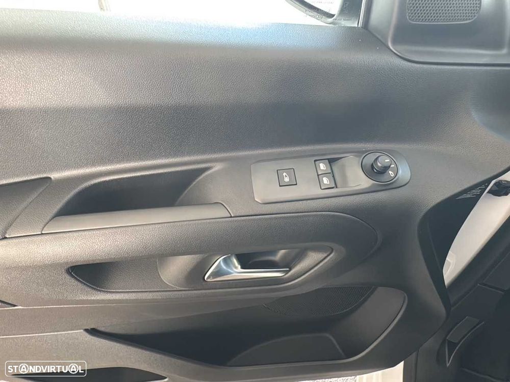 Fiat Doblo Outro - 15