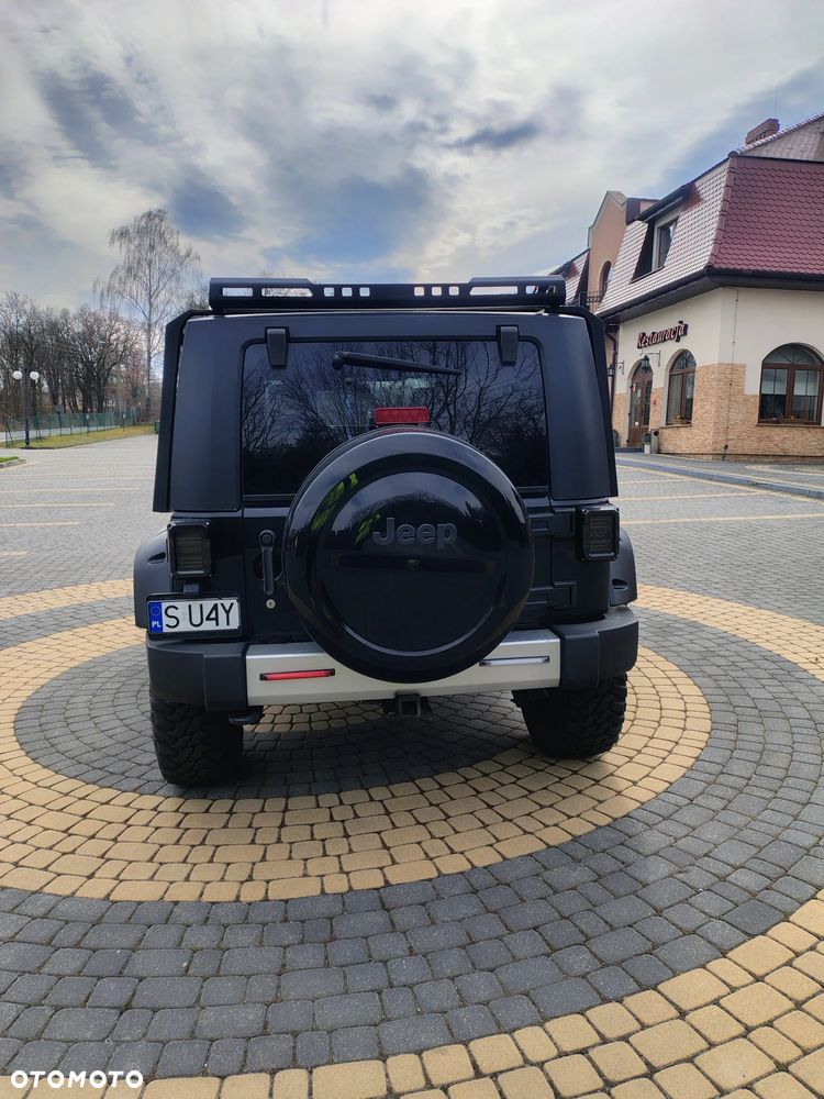 Jeep Wrangler - 5