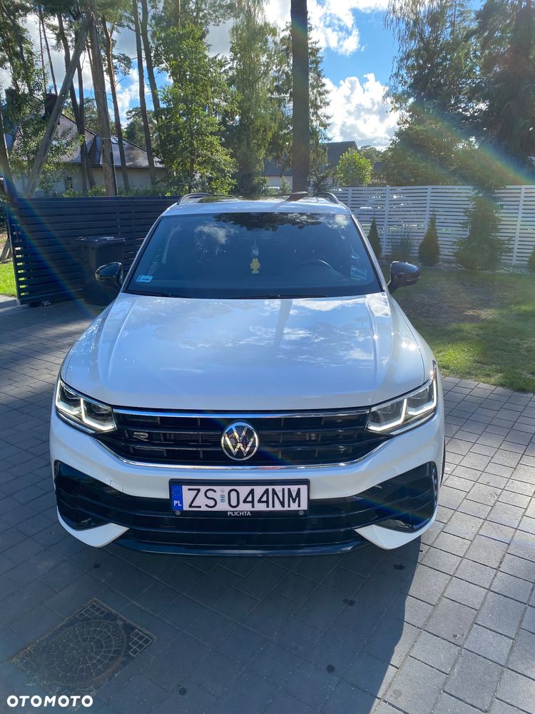 Volkswagen Tiguan - 1
