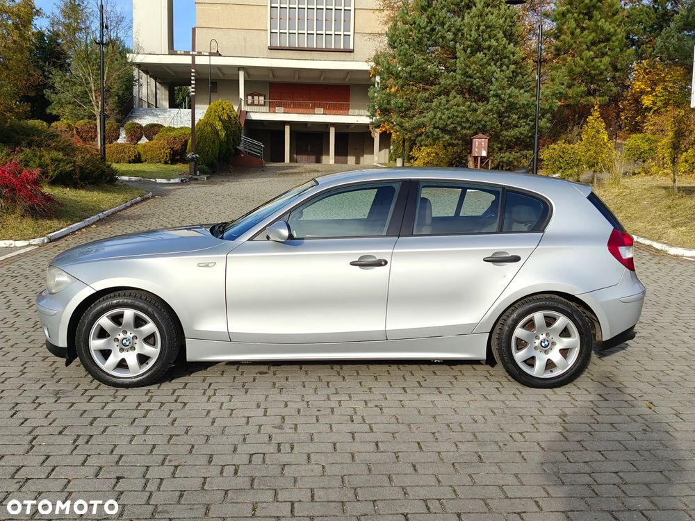 BMW Seria 1 116i - 22