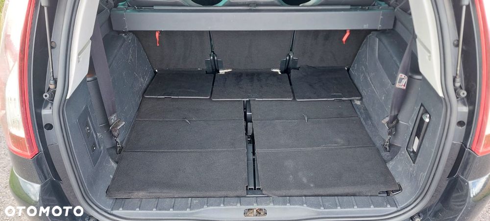 Citroën C4 Picasso 2.0 HDi FAP Exclusive - 18