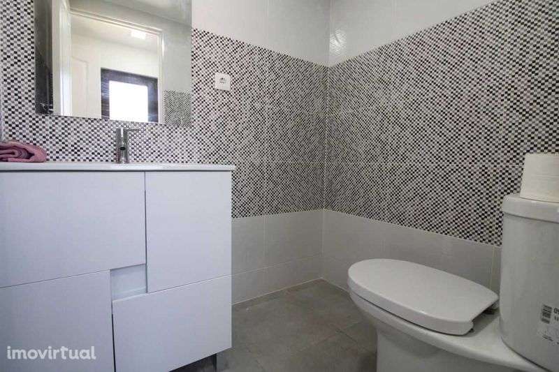Moradia T2 com terraço - Grande imagem: 3/4