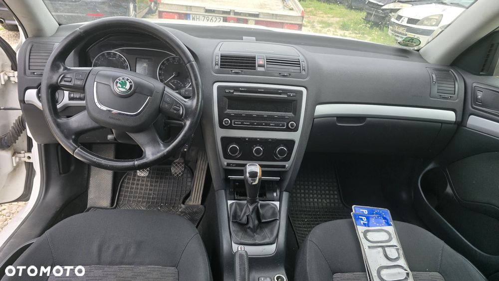 Skoda Octavia 2.0 TDI DPF Elegance - 26