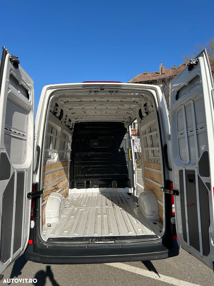 Volkswagen Crafter - 8
