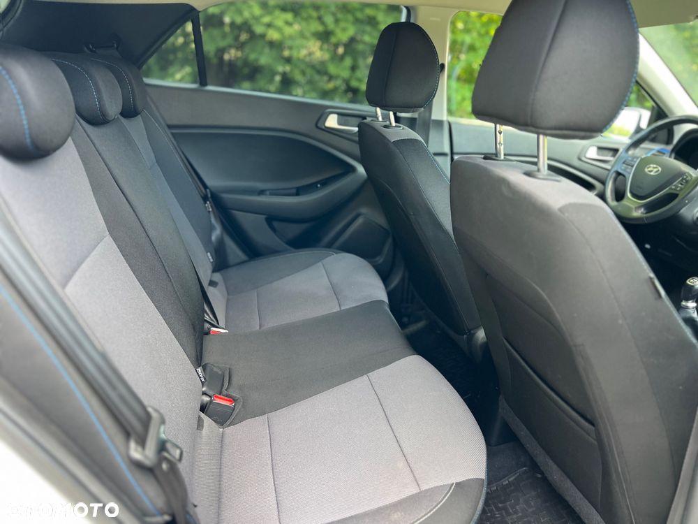Hyundai i20 1.25 Classic + - 23