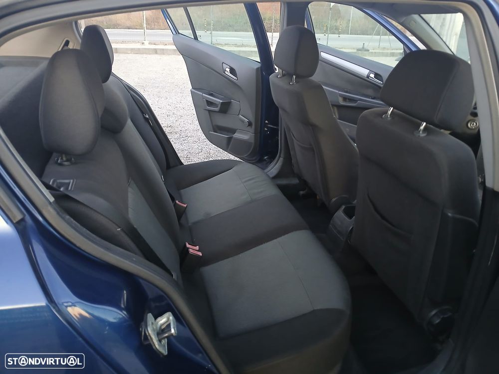Opel Astra 1.4 Enjoy - 3