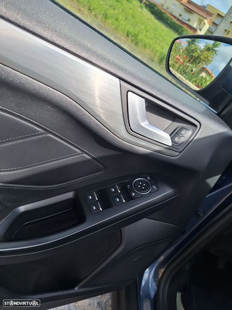Ford Focus 1.0 EcoBoost Active - 16