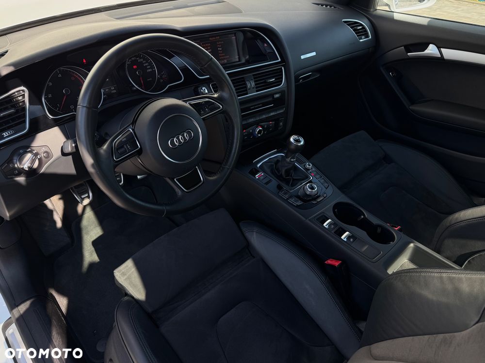 Audi A5 Cabrio 2.0 TDI - 14