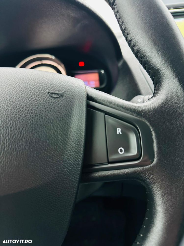 Renault Megane dCi 110 FAP LIMITED - 28