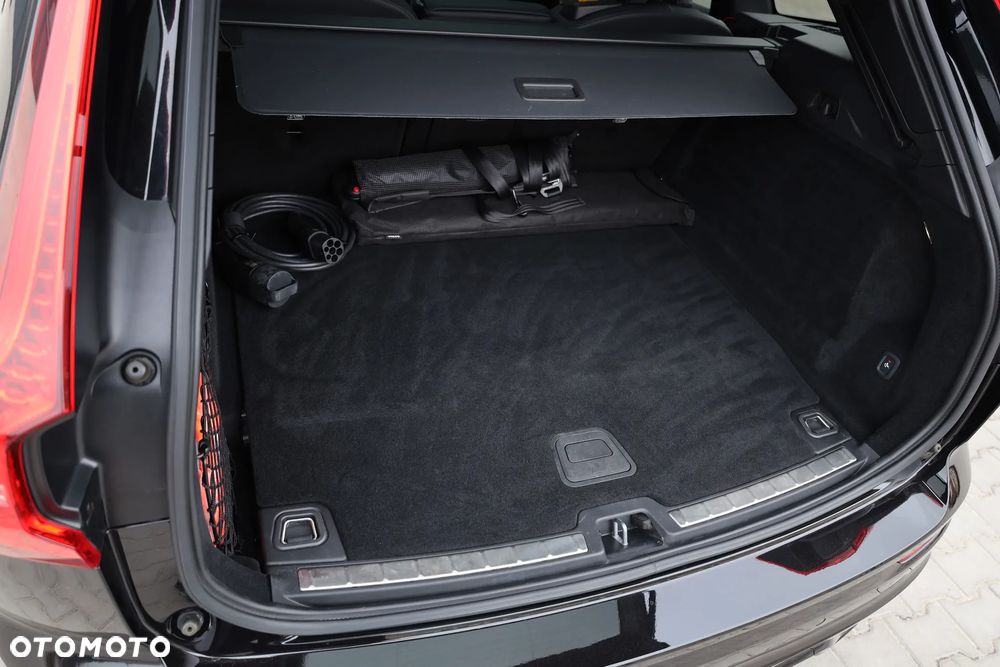 Volvo XC 60 T8 AWD Polestar Engineered - 29