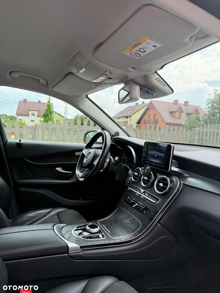 Mercedes-Benz GLC - 4