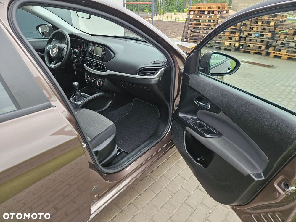 Fiat Tipo 1.4 16V More - 19