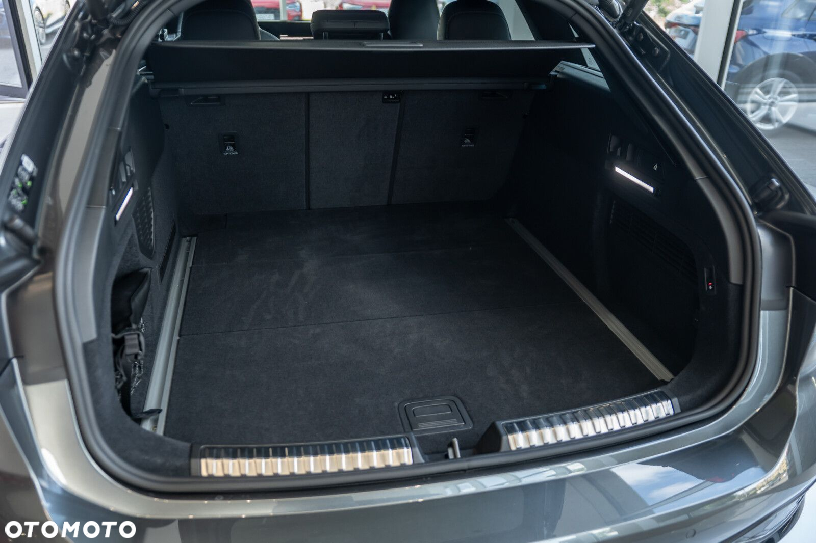 Audi A6 - 8