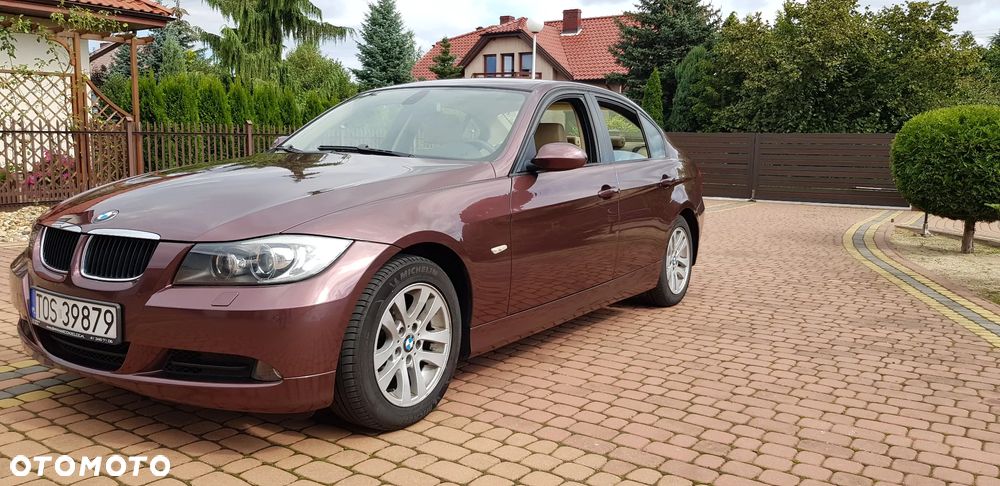 BMW Seria 3 320i - 1