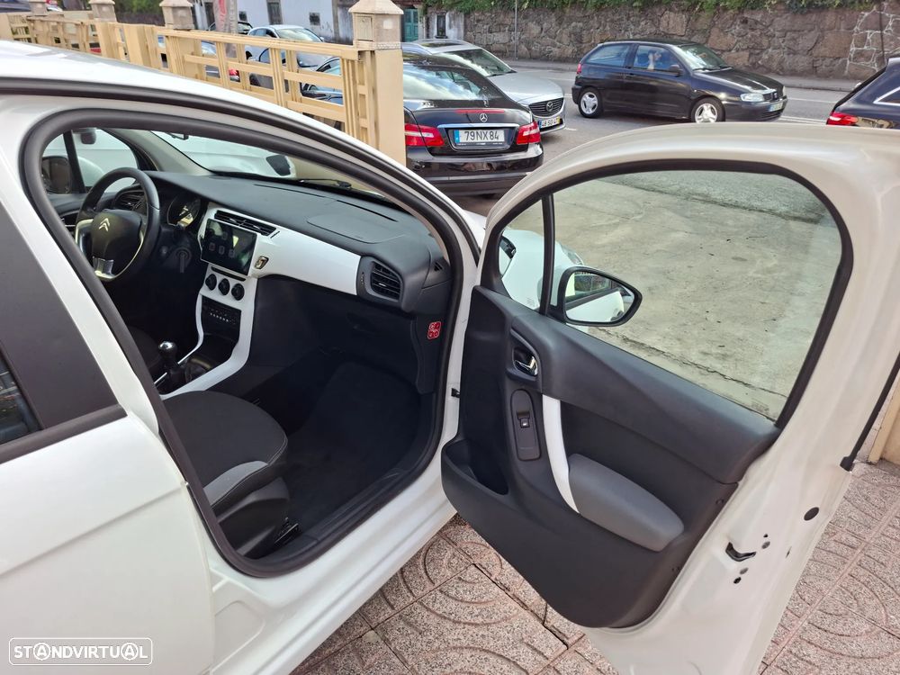 Citroën C3 HDi FAP Attraction - 21