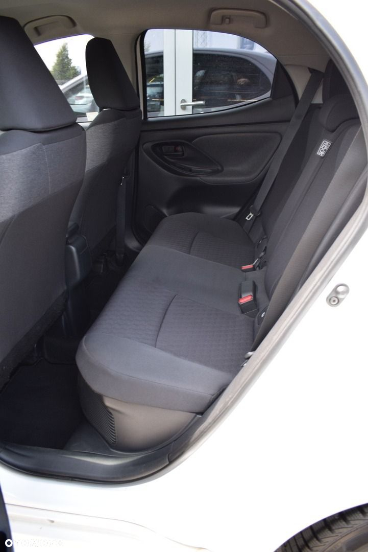 Toyota Yaris - 14