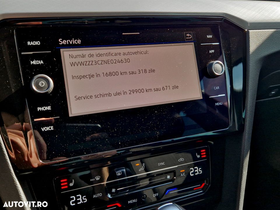 Volkswagen Passat 1.5 TSI ACT DSG Comfortline - 22