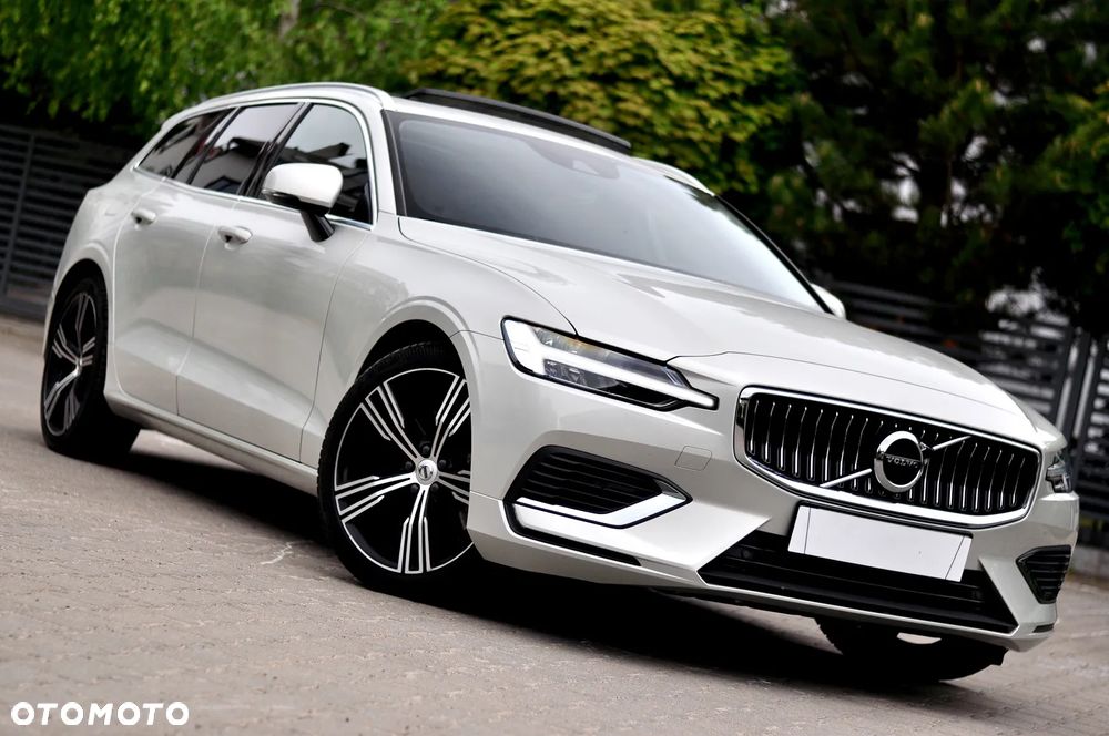 Volvo V60 T6 AWD Recharge Geartronic Inscription - 4