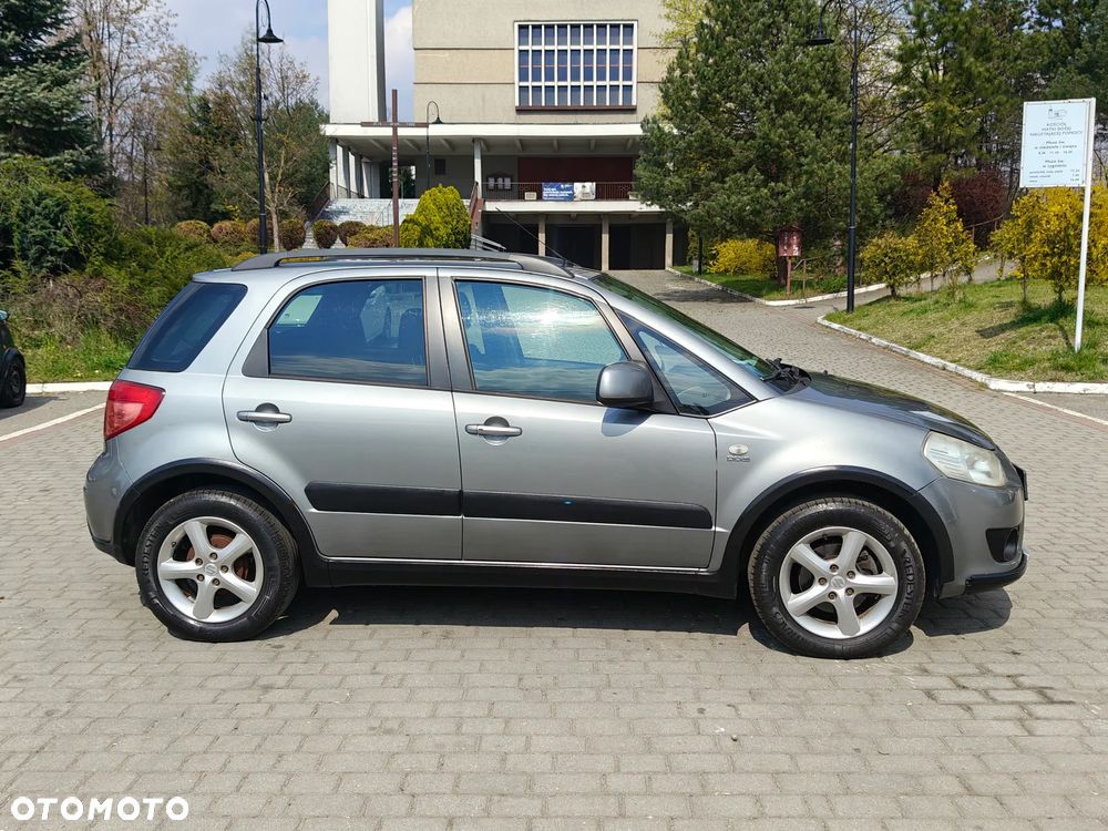 Suzuki SX4 1.9 DDiS DPF Streetline 4x2 Club - 2